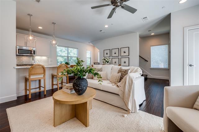 Building Photo - 5830 Oram St