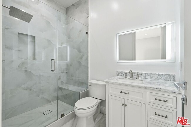 Building Photo - 6717 Sunnyslope Ave