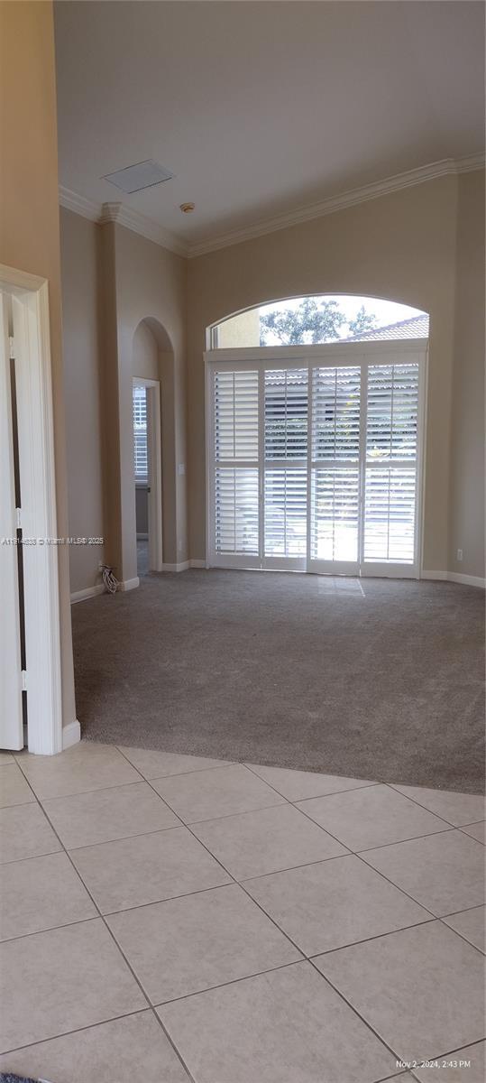 Building Photo - 8092 Driggs Hill