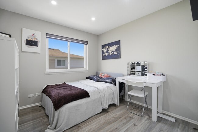 Building Photo - 1495 Cornell Ct