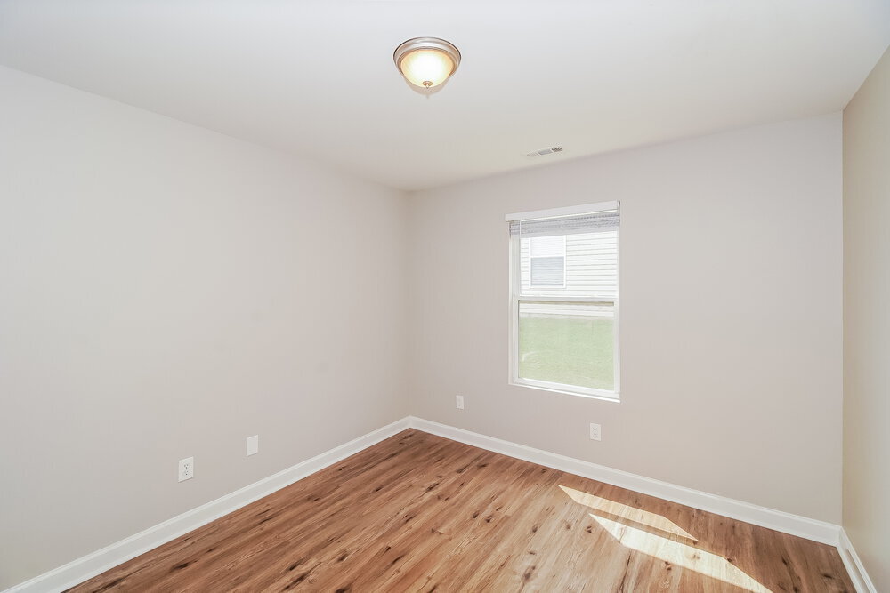 Building Photo - 11016 Thousand Oaks Dr