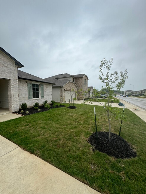 Building Photo - 408 Chaco Lp