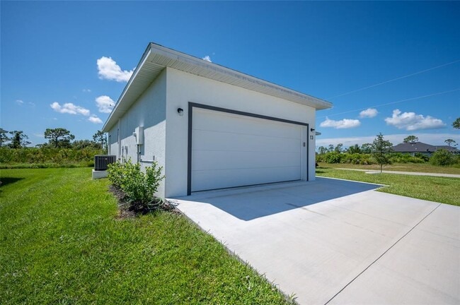 Building Photo - 13 Polar Ct