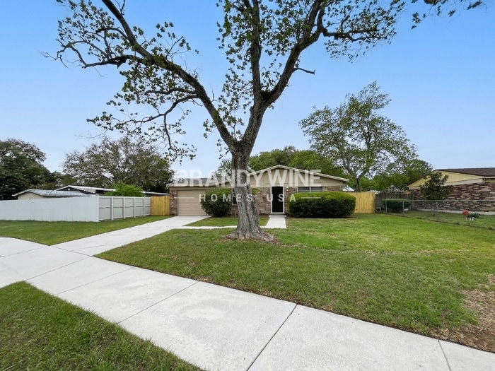 Building Photo - 8409 Red Holly Ln