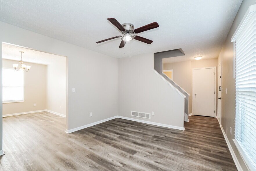 Building Photo - 5601 High Arbor Dr