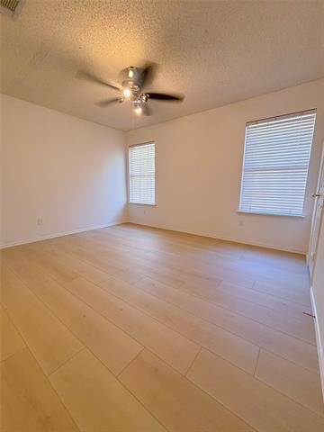 Building Photo - 1437 Sussex Dr