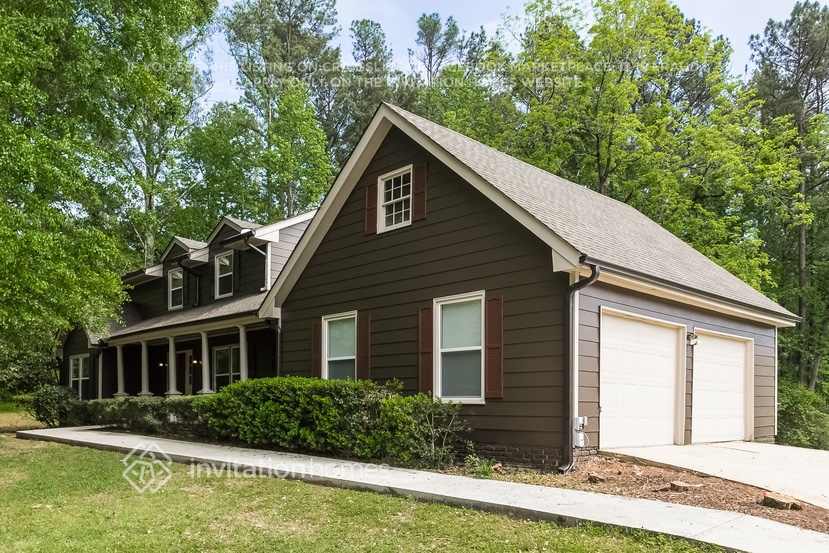 Building Photo - 5100 Greentree Trail