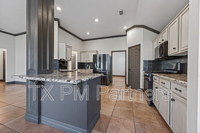 Building Photo - 23410 Stratsborough Dr