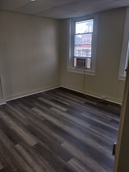 Building Photo - 1108-1112 Butler St