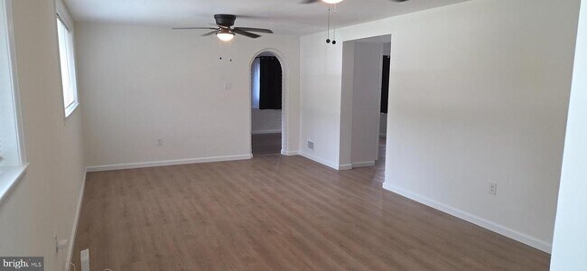 Building Photo - 7203 Westchester Dr