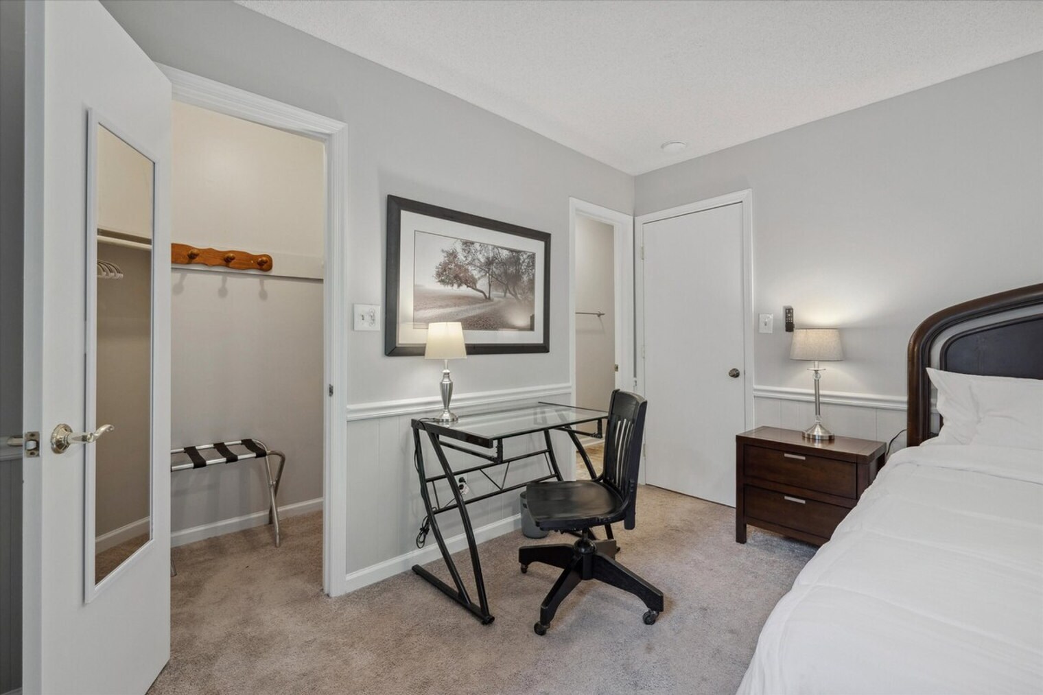 Building Photo - 107 Barbary Ct