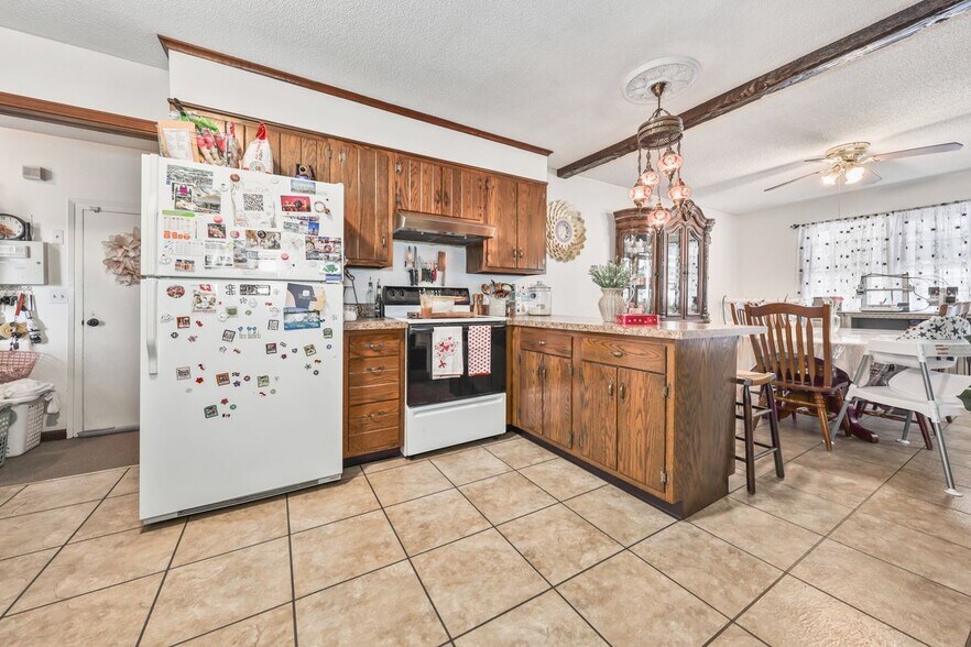 Building Photo - 41 Trout Brook Dr