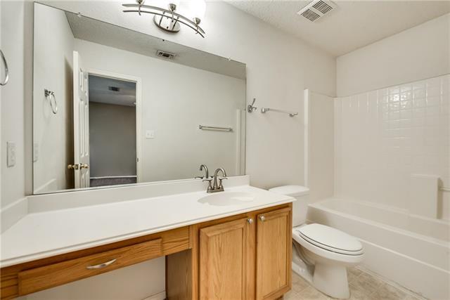 Building Photo - 7507 Kings Tr