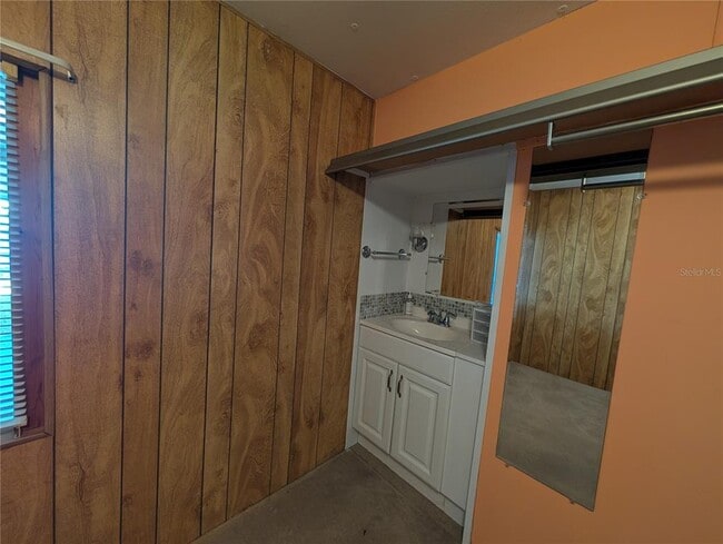 Building Photo - 5535 Bethany Loop