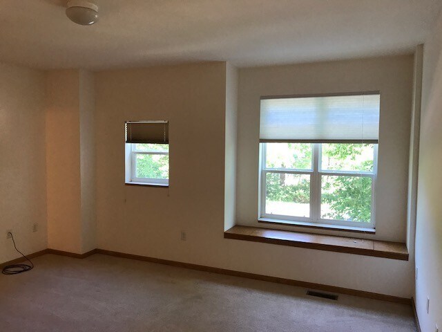 Building Photo - 5205 Old Middleton Rd