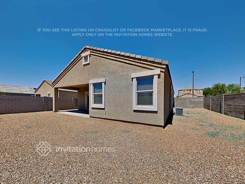 Building Photo - 25567 W Allen St