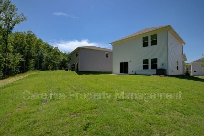 Building Photo - 105 Johns Cardinal Dr