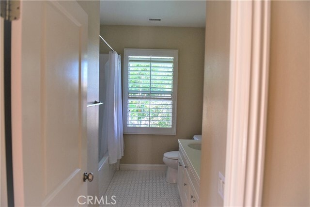 Building Photo - 56 Twin Gables