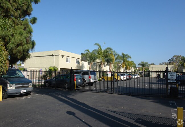 Building Photo - The Pines