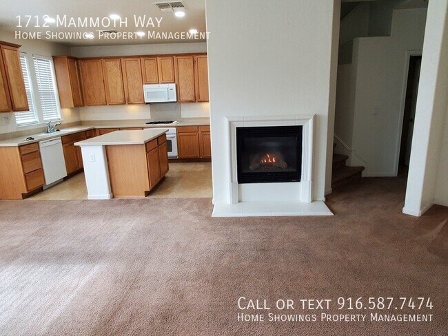 Building Photo - 1712 Mammoth Way