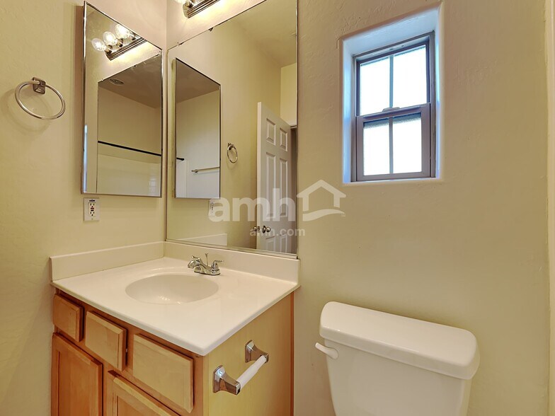 Building Photo - 3240 W Hayden Peak Dr