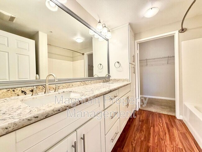 Building Photo - 31371 Taylor Ln