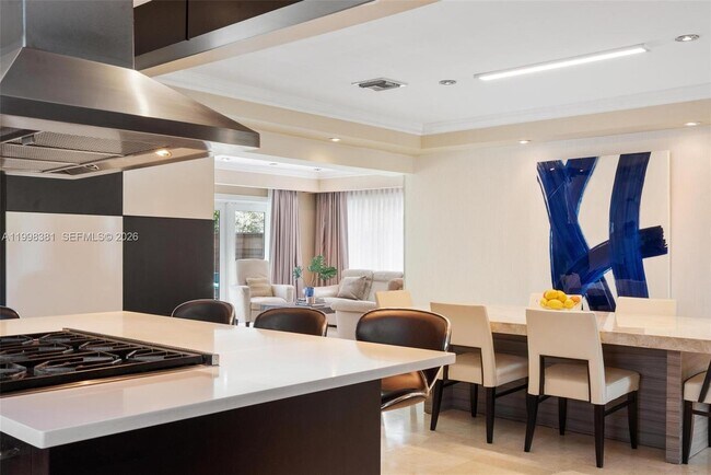 Building Photo - 9141 Abbott Ave