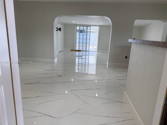 Building Photo - 11602 NW 58th Ave