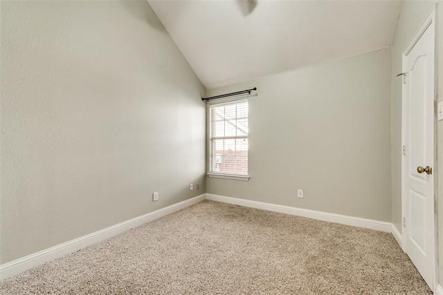 Building Photo - 555 Southridge Way