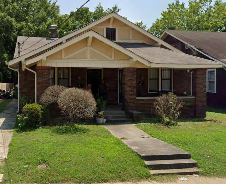 Primary Photo - 244 Airways Blvd