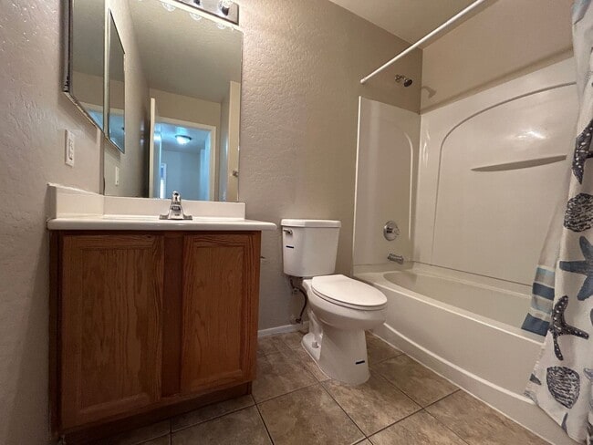 Building Photo - 16152 W Calavar Rd