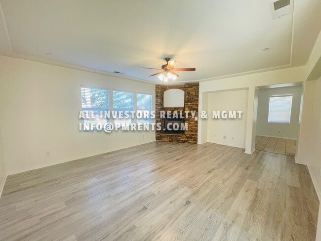Building Photo - 5554 Nanday Ct
