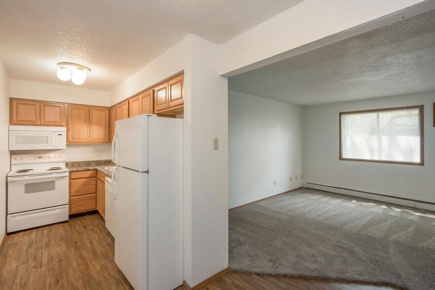 Building Photo - 318 Finkbine Ln
