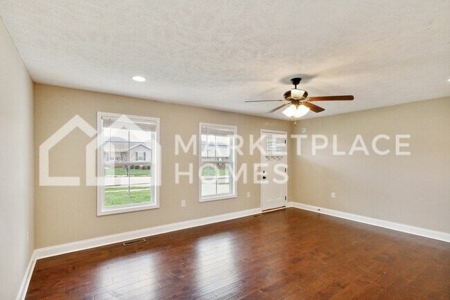Building Photo - 314 Macer Ave