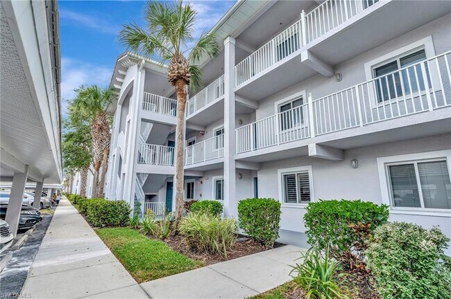 Building Photo - 7811 Regal Heron Cir