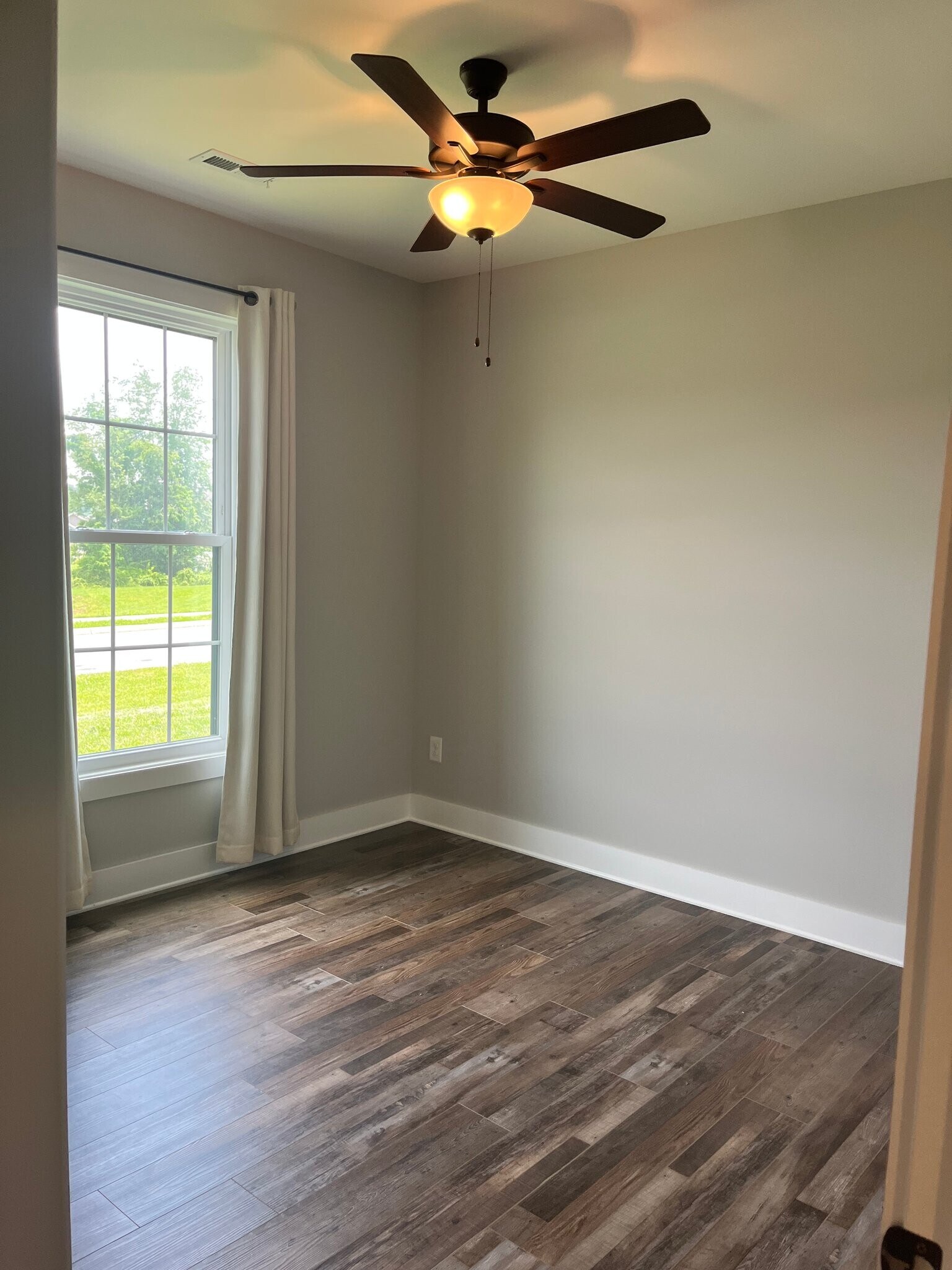 Building Photo - 1417 Lemongrass Dr
