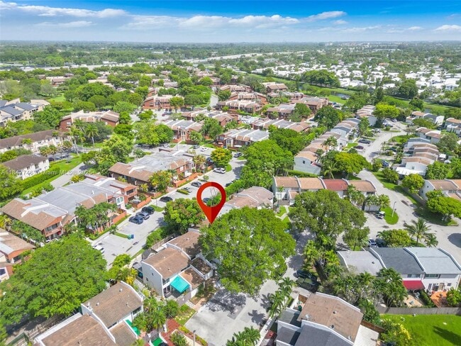 Building Photo - 6608 SW 114th Ave
