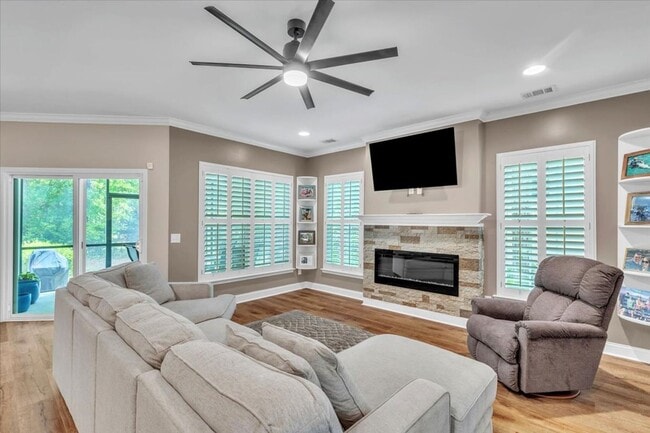 Building Photo - Gorgeous 4 Bed/2.5 Bath in Waterways Township!
