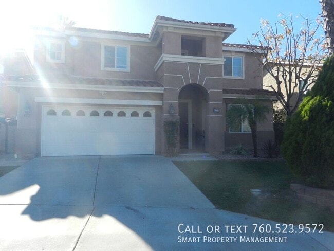 Building Photo - 875 Avenida Abeja