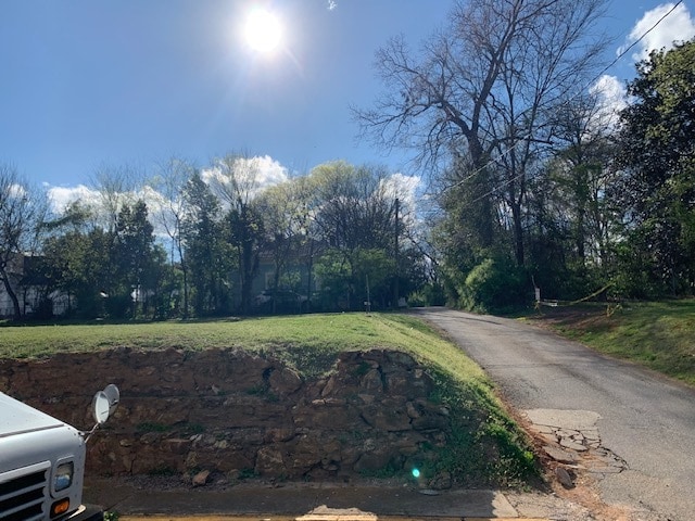 Building Photo - 245 N Pope St