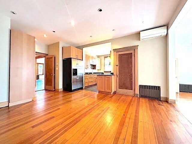 Building Photo - 12 Lawrence Rd