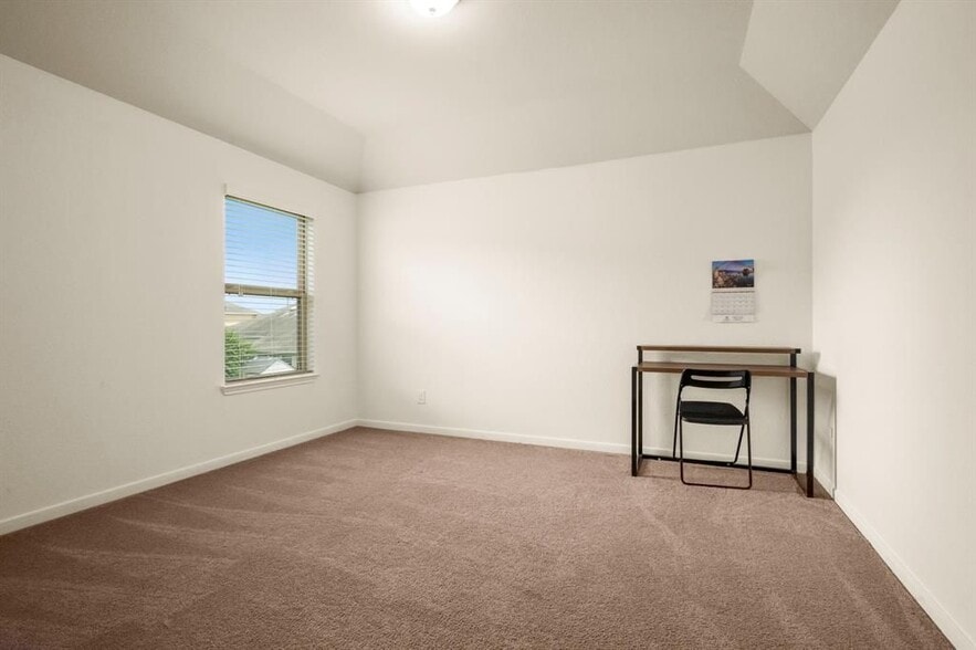 Building Photo - 19911 Mulberry Pine Ln