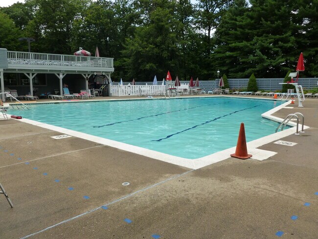 Pool - 402 Green Mountain Rd