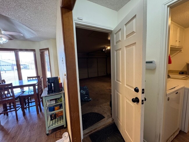 Building Photo - Available July 10th with storage shed & all appliances included!