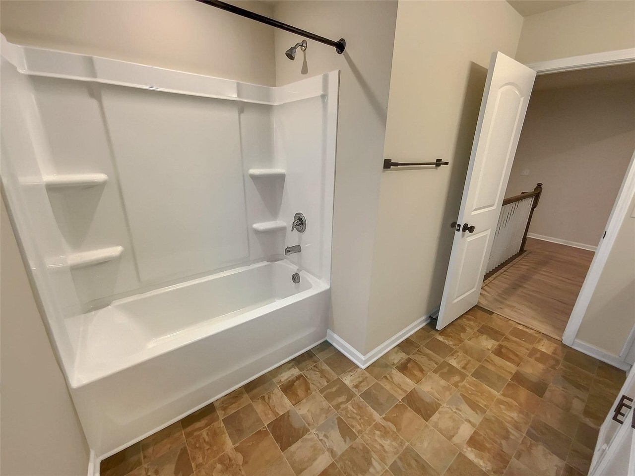 Building Photo - 11052 Chalkbark Ln