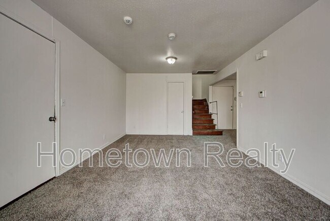 Building Photo - 821 NE 81st St