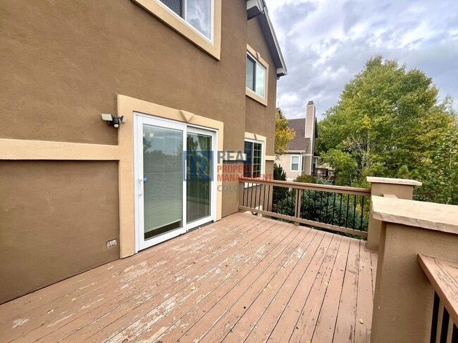 Building Photo - 7030 Highcroft Dr