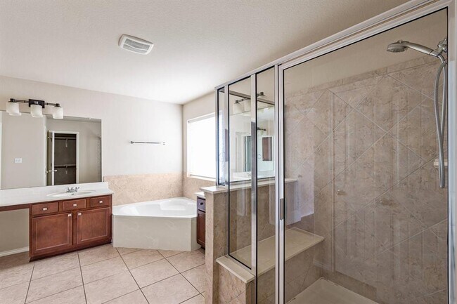 Building Photo - 180 Fletcher Bend