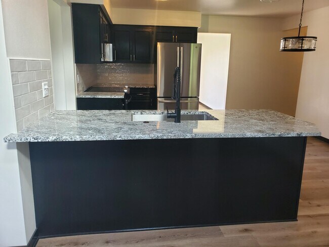 Building Photo - 18625 Lola Dr