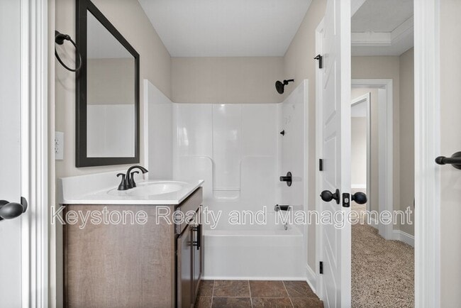 Building Photo - 125 Roadrunner Ct